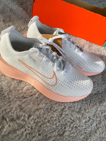 Used Nike Interact Run bike — image 2 of 2