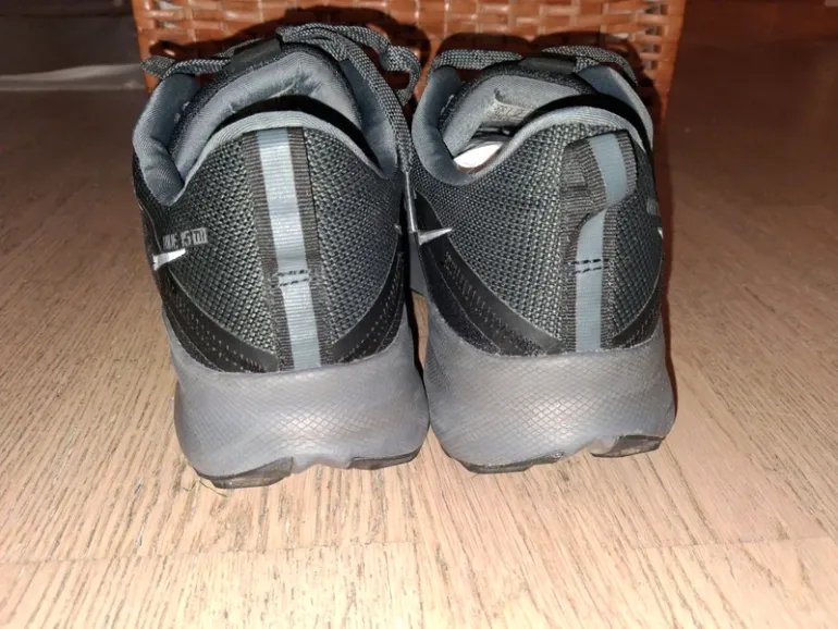 Used Saucony Trail bike — image 2 of 6