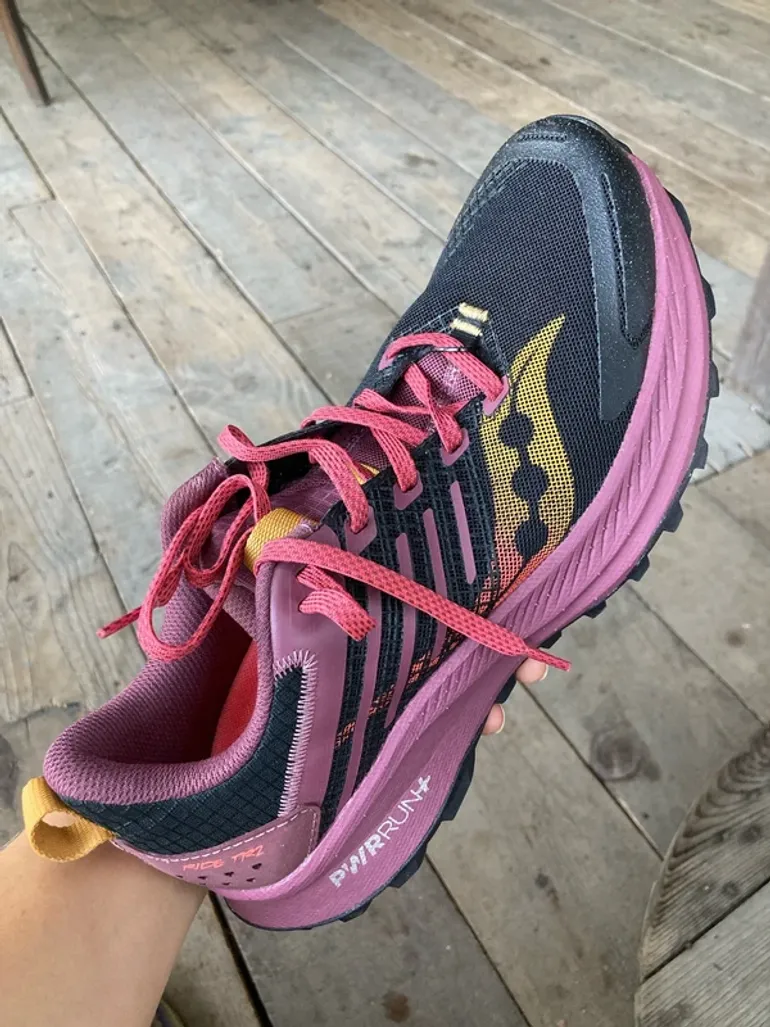 Used Saucony Trail Running Shoes bike — image 7 of 7