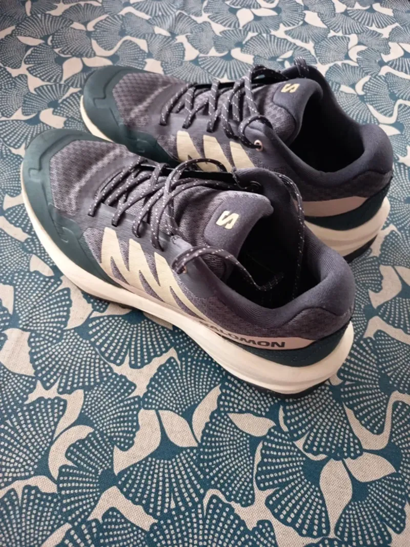 Used Salomon Trailrunning Schuhe Running Shoes