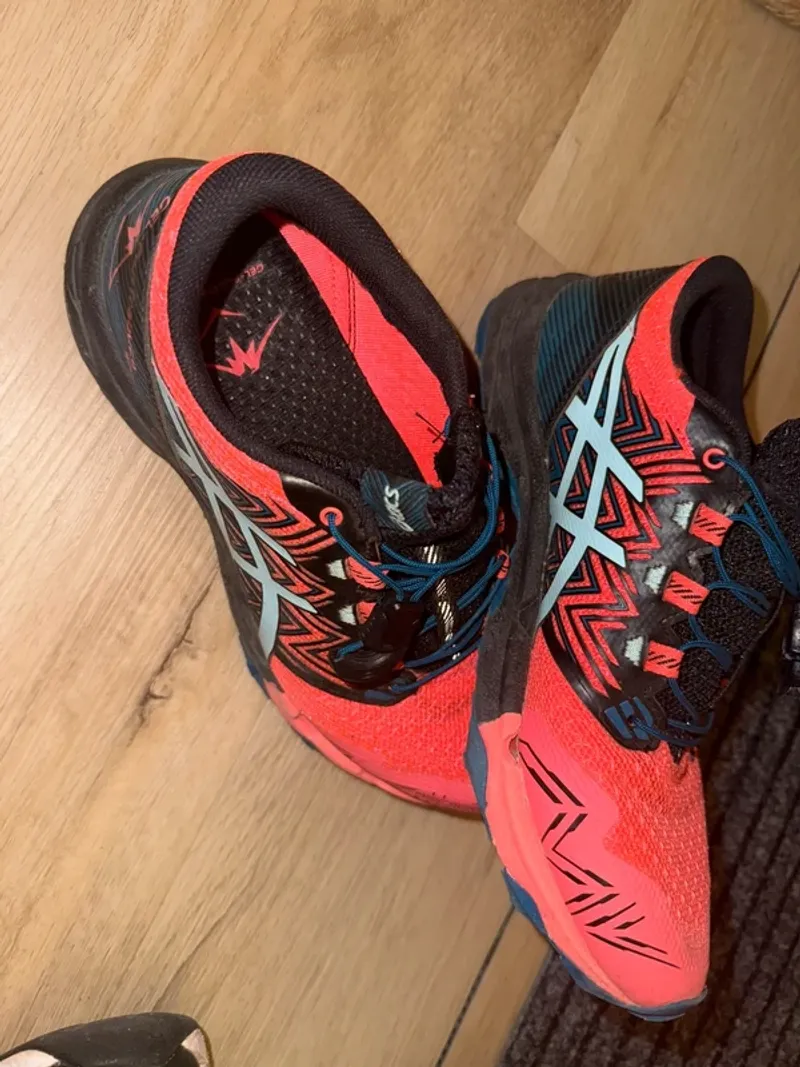 Used Asics Trail Running Shoes Running Shoes