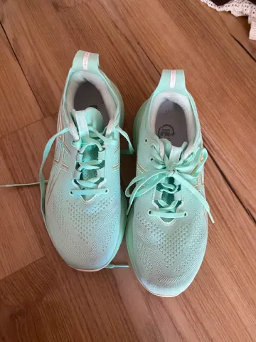 Used Asics Nimbus bike — image 3 of 3
