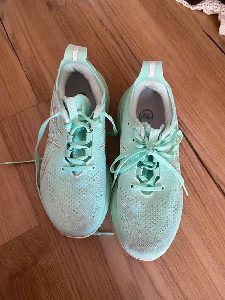 Used Asics Nimbus bike — image 3 of 3