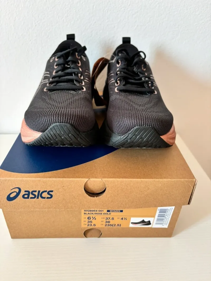 Used Scarpa Gel Saiun 3 Running Shoes
