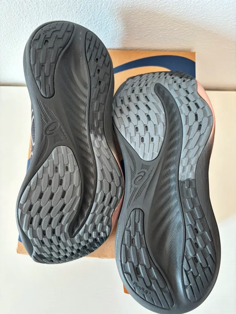 Scarpa Gel Saiun 3 bike usato — immagine 5 di 5