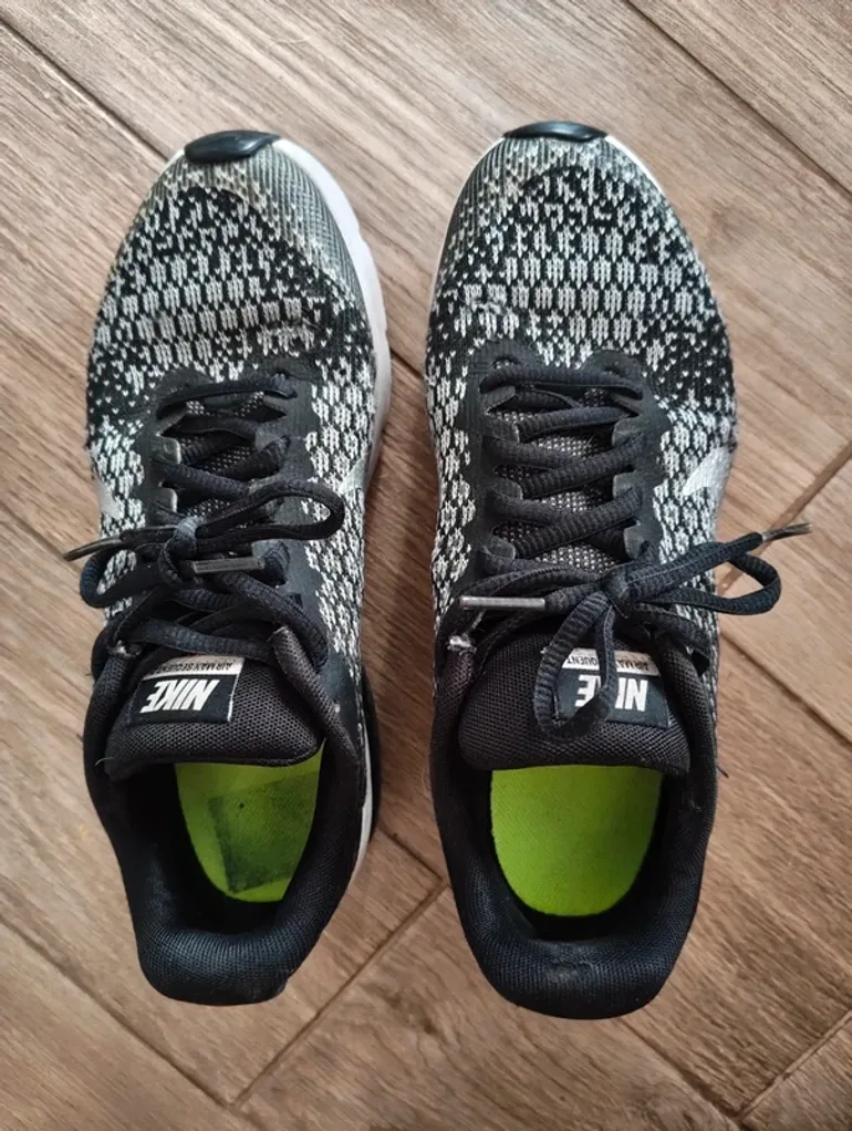 Used Nike Air Max bike — image 3 of 6