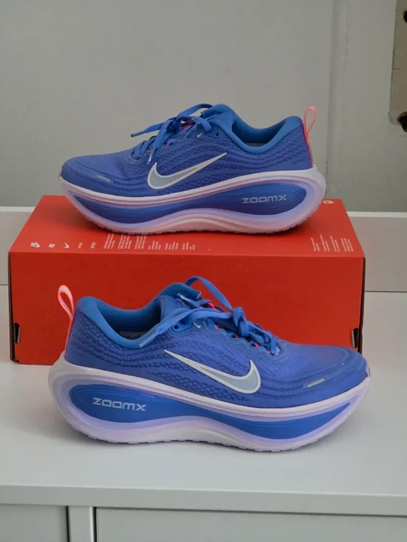 Used Pegasus Vomero Plus Running Shoes