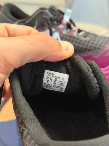 Used Asics Trabuco Max 3 bike — image 5 of 5