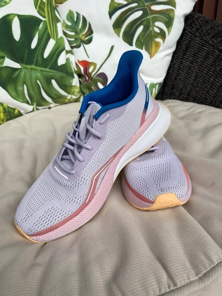 Used Adidas sneakers bike — image 1 of 5