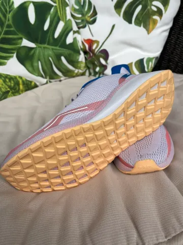 Used Adidas sneakers bike — image 2 of 5