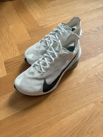 Used Nike Vaporfly bike — image 2 of 5