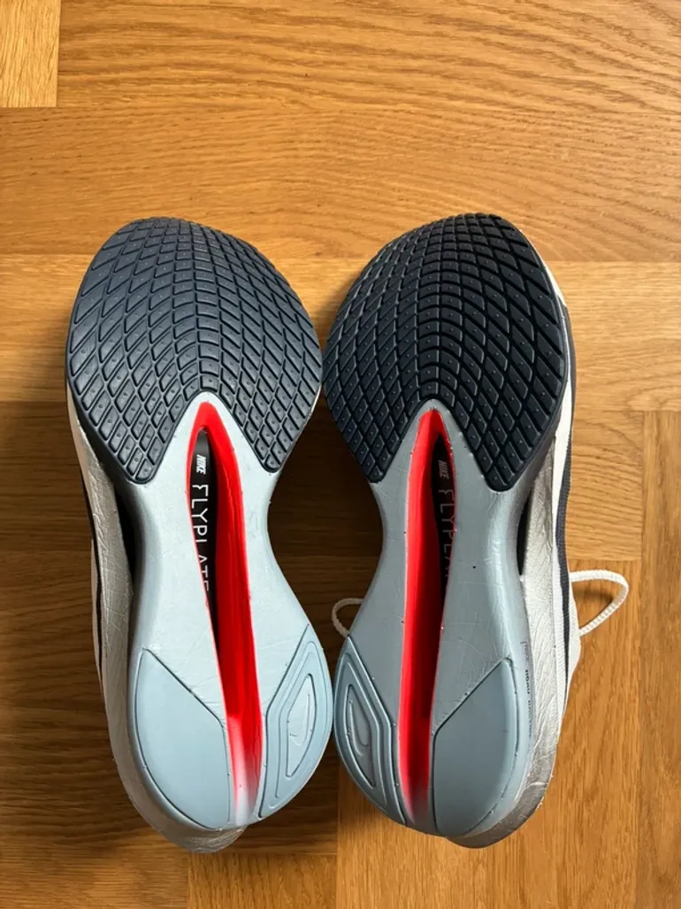 Used Nike Vaporfly bike — image 4 of 5