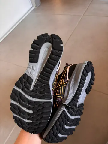 Używany Asics Running Shoes bike — zdjęcie 6 z 9