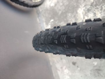 Used Syncros X-28 TR Wheels 2026 bike — image 7 of 10
