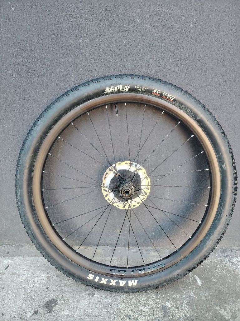 Used Syncros X-28 TR Wheels 2026 bike — image 9 of 10