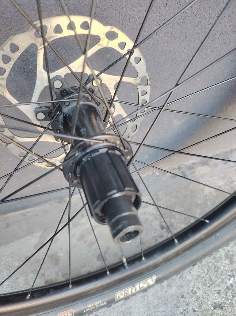 Used Syncros X-28 TR Wheels 2026 bike — image 5 of 10