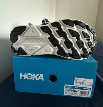 Used Hoka Clifton 9 GTX bike — image 7 of 7