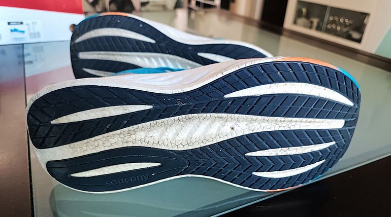 Gebrauchtes Saucony Triumph 22 bike — Bild 13 von 15