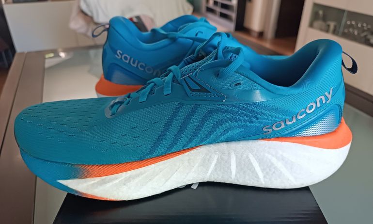 Gebrauchtes Saucony Triumph 22 bike — Bild 2 von 15