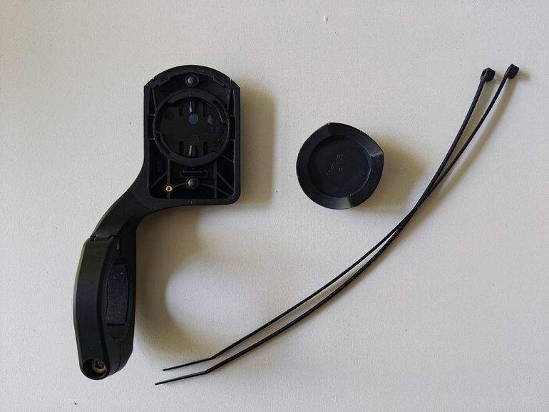 Używany Wahoo Elemnt Bolt 2 2022 bike — zdjęcie 4 z 5