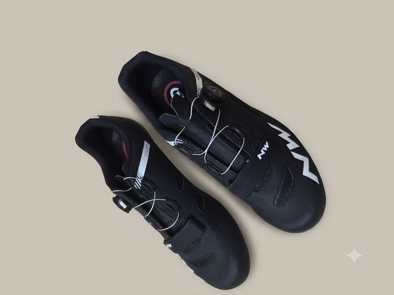 Used Northwave Core plus Cycling Shoes