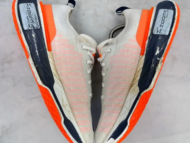 Last ZoomX Invincible Run Flyknit 3 bike usato — immagine 6 di 12