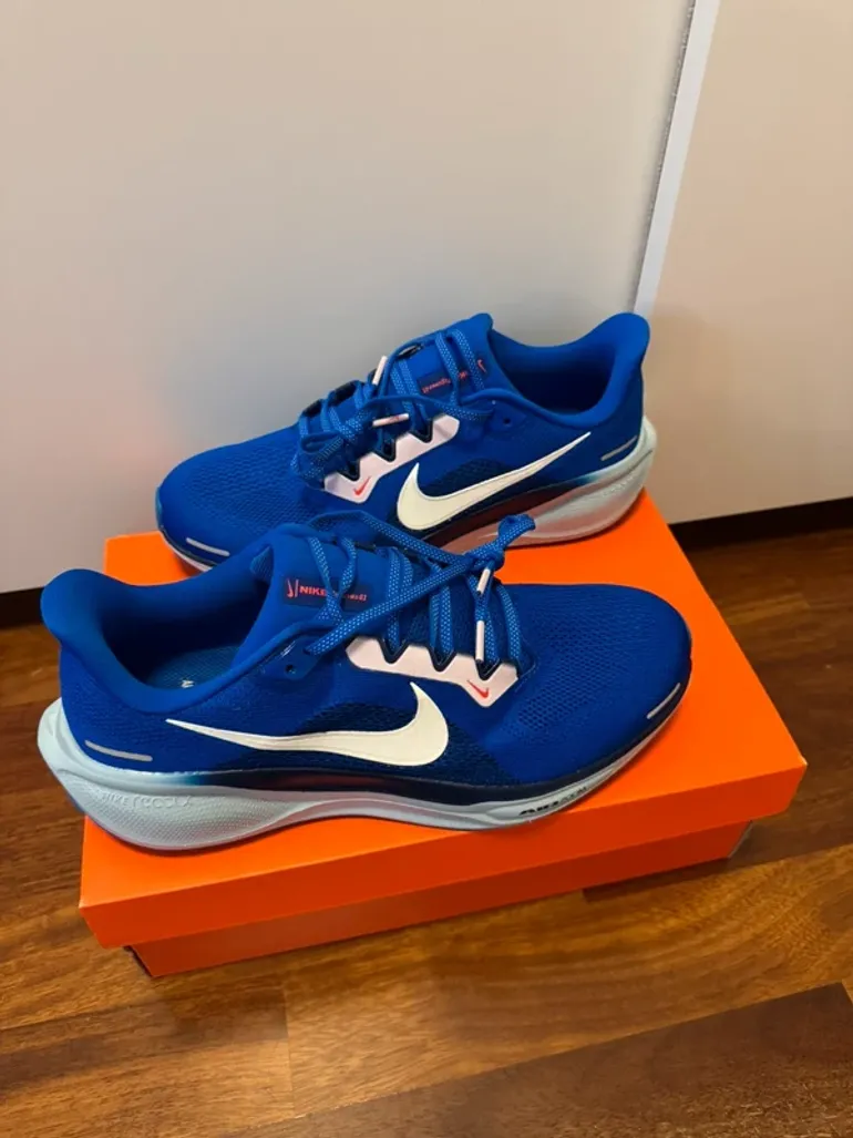 Used Nike Ginnastica/Running Shoes bike — image 3 of 7