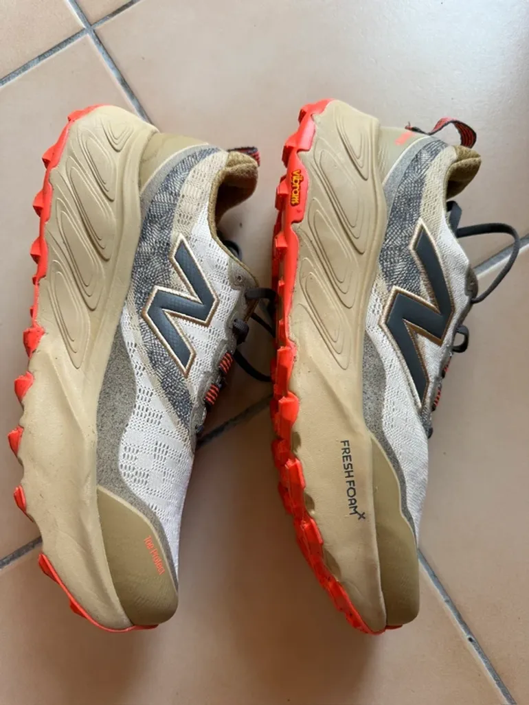 Used New Balance Fresh Foam X Hierro v2 bike — image 6 of 9