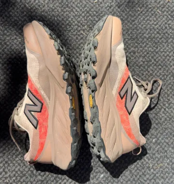 New Balance Hierro bike usato — immagine 7 di 8