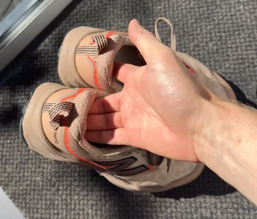 New Balance Hierro bike usato — immagine 4 di 8