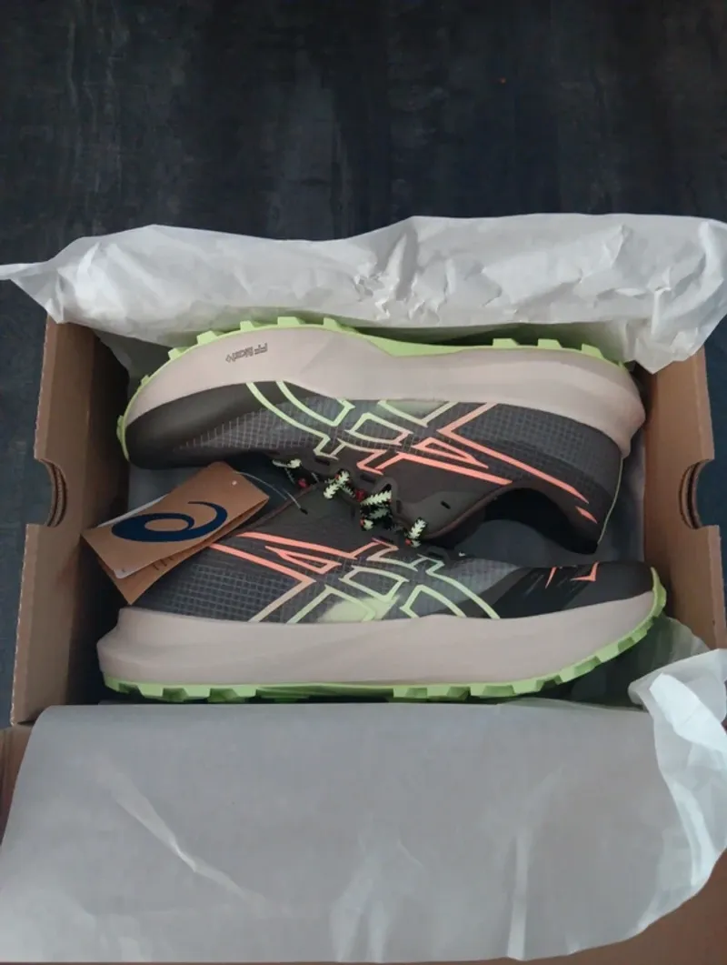 Orange fujilite 7 Running Shoes de segunda mano