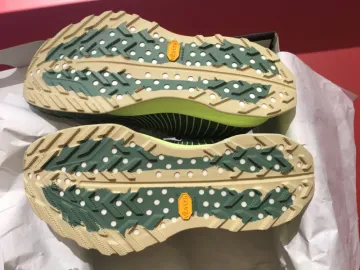 Käytetty Nike Ultrafly ACG bike — kuva 6 / 6