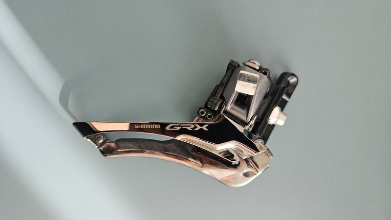 Shimano FD-RX820 2025 Drivetrain & Pedals de segunda mano
