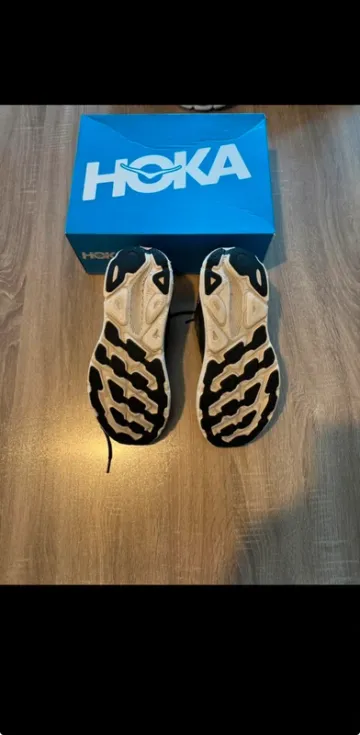 Hoka Clifton 9 bike usato — immagine 6 di 10