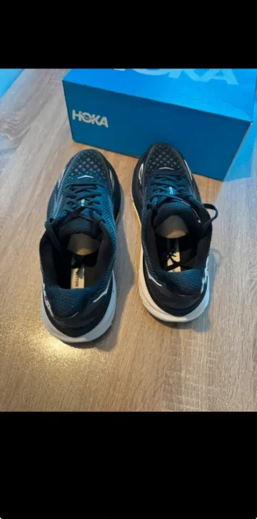 Hoka Clifton 9 bike usato — immagine 4 di 10
