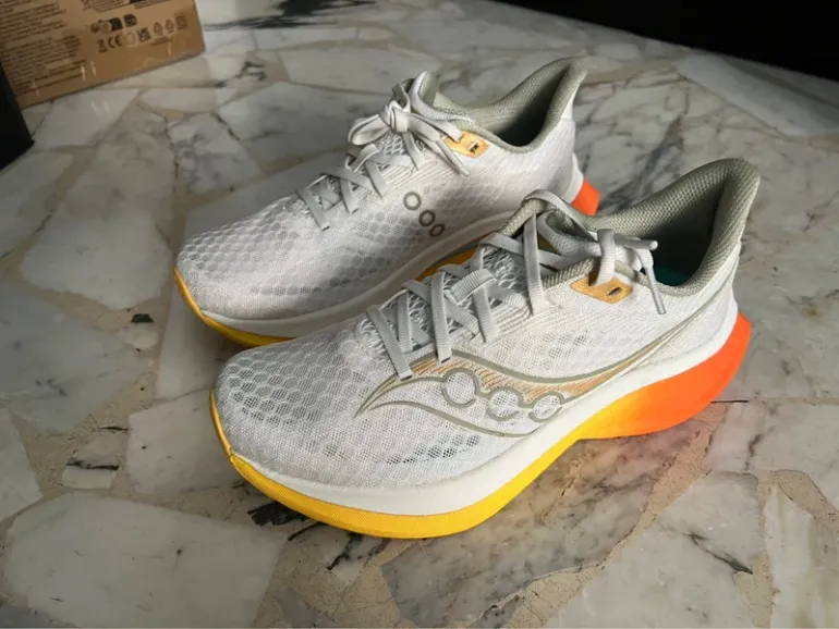 Saucony Endorphin Speed 5 bike usato — immagine 2 di 7