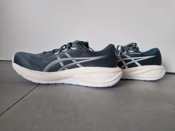 Used Asics Gel-Cumulus 28 bike — image 2 of 4