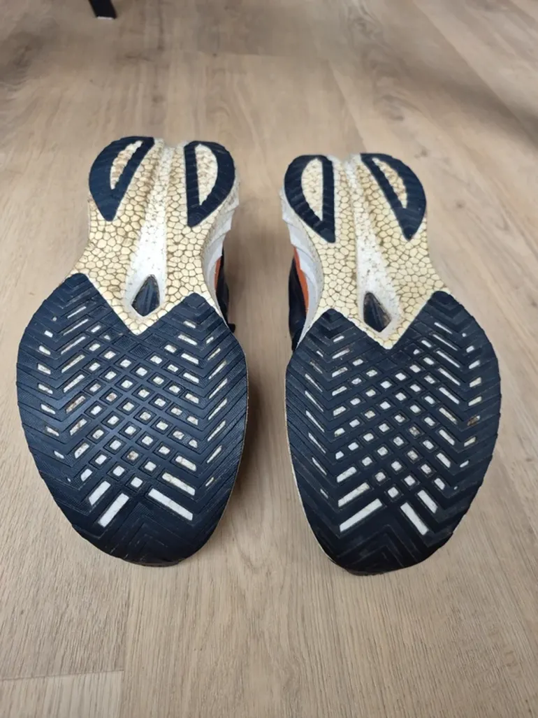 Used Saucony Endorphin Speed 4 bike — image 6 of 7
