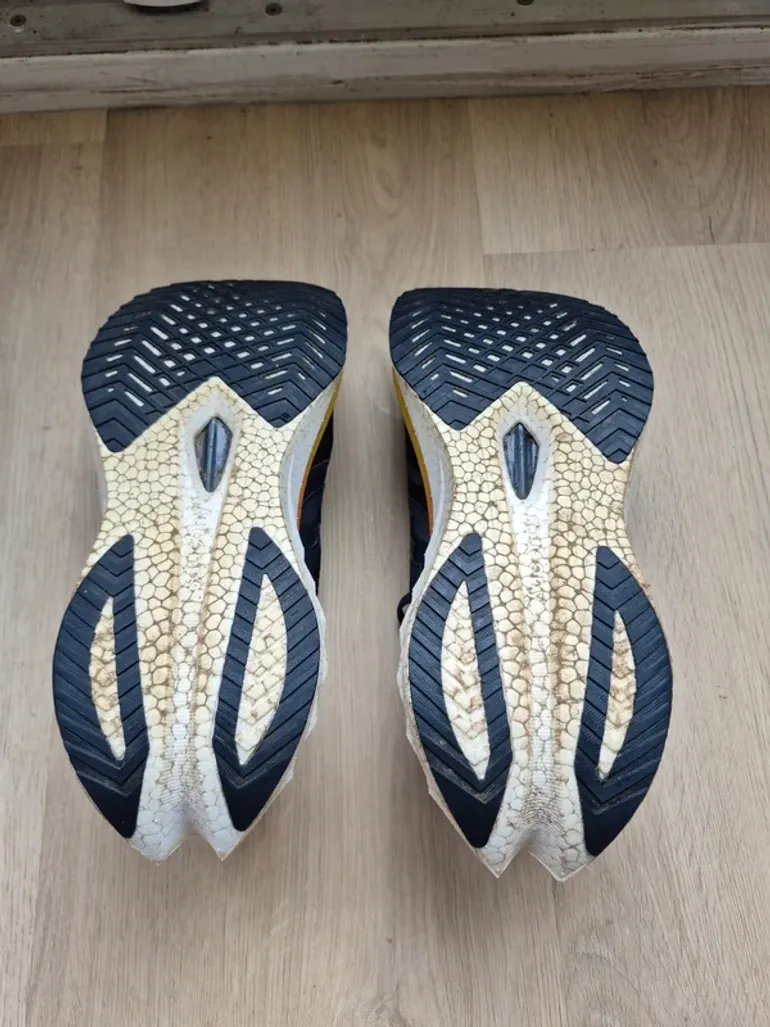Used Saucony Endorphin Speed 4 bike — image 7 of 7