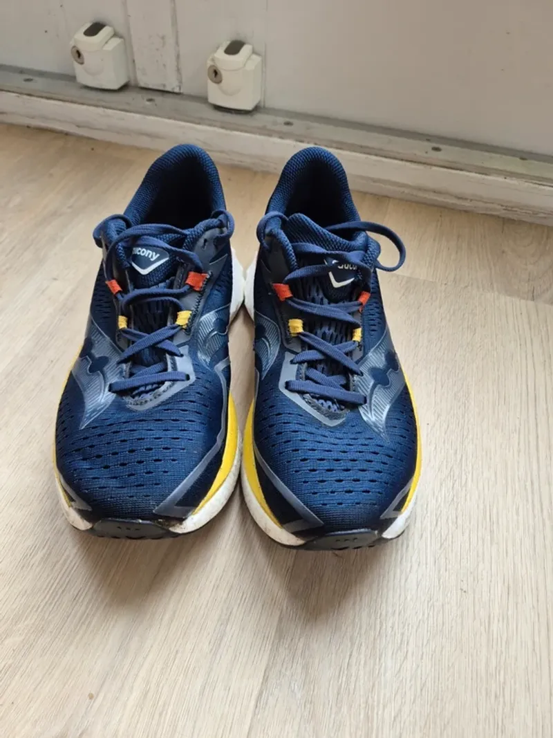 Used Saucony Endorphin Speed 4 Running Shoes