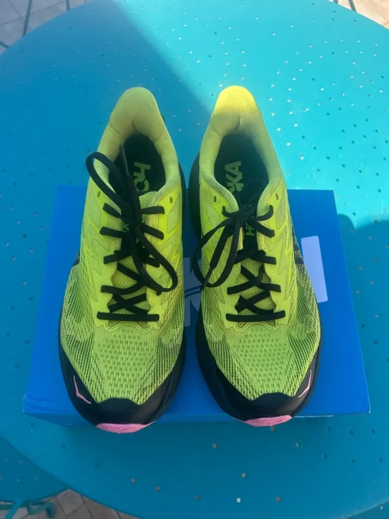 Hoka Challenger 8 bike usato — immagine 3 di 6
