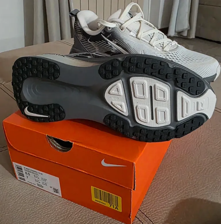 Used Nike Vomero 18 bike — image 5 of 7