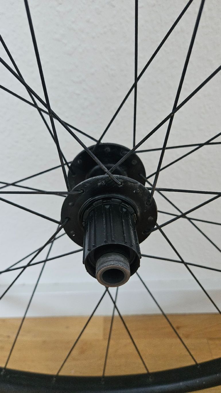 Brugt Giant DX2 Disc (Rear) 2025 bike — billede 2 af 4