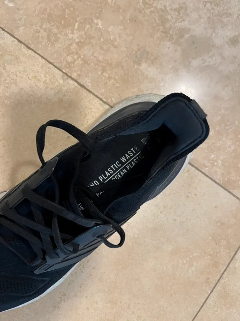 Used Adidas Ultraboost bike — image 3 of 4