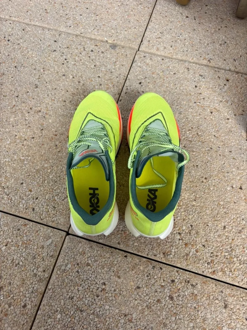 Käytetty Hoka Cielo x1 Running Shoes