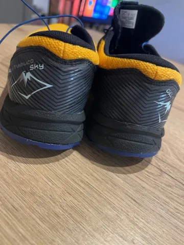 Used Asics Grip bike — image 3 of 7