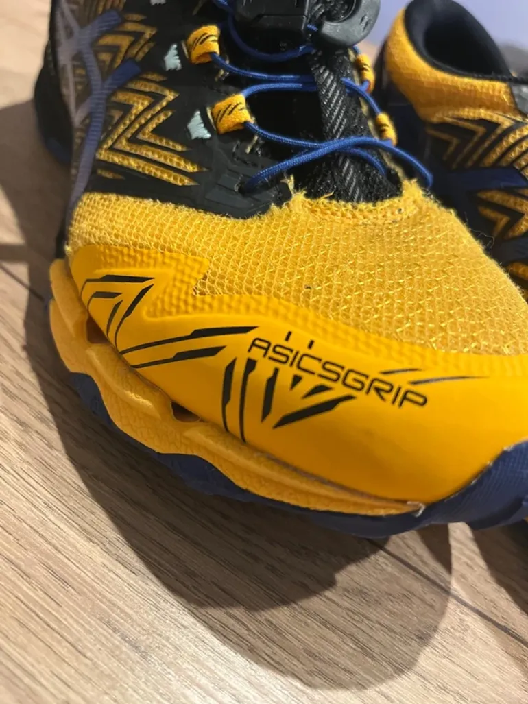 Used Asics Grip bike — image 2 of 7