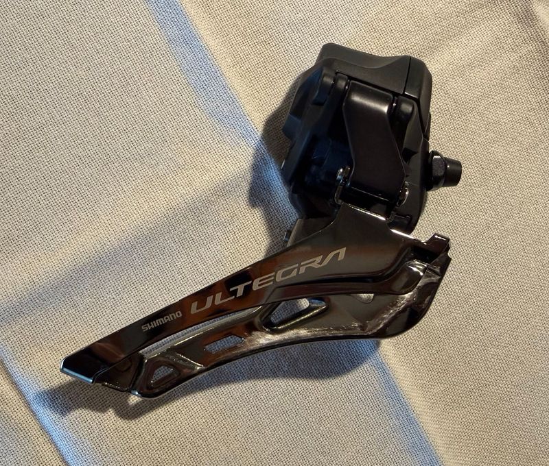 Brugt Shimano Ultegra FD-R8150 2025 Drivetrain & Pedals