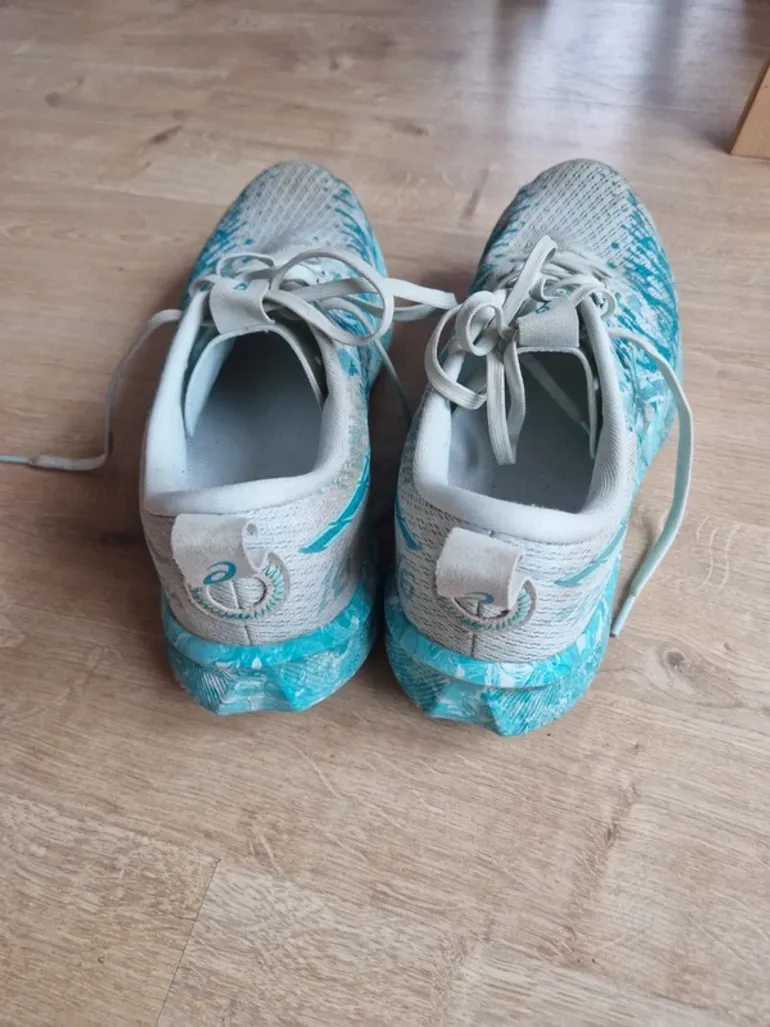 Used Asics Gel Noosa Tri bike — image 3 of 6