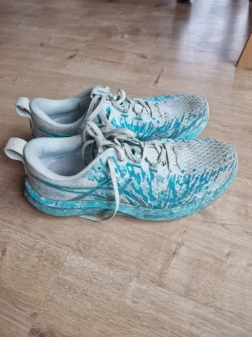 Used Asics Gel Noosa Tri bike — image 4 of 6